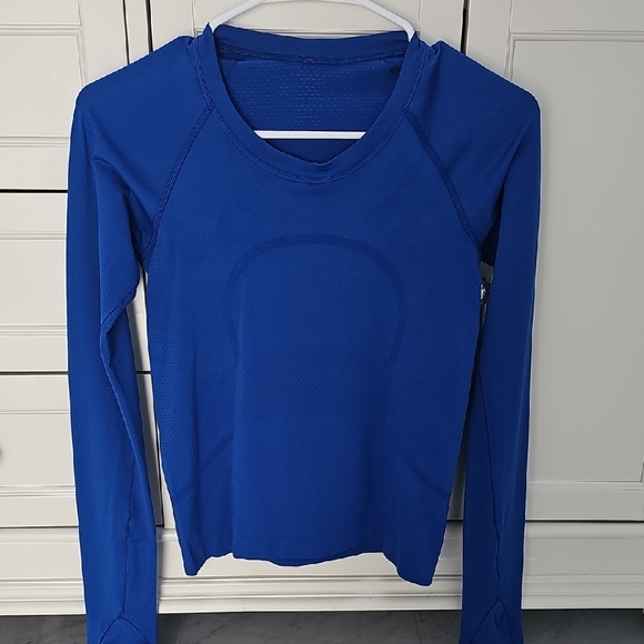 lululemon athletica Tops - Lululemon Swiftly Tech Long Sleeve Top 2.0